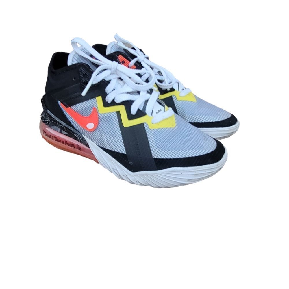 Lebron 18 Low Sylvester Vs Tweety Space Jam  Mens Size 7.5 Sneaker Shoes